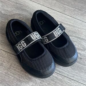 Ugg Rennon Skimmer Shoe Slipper Girls Size 8 Black Mary Jane